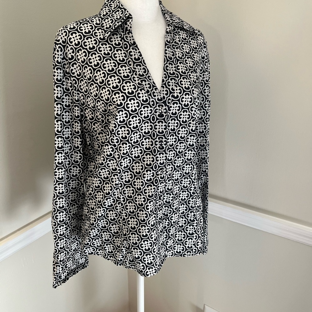 Black and White Patterned Women's Top